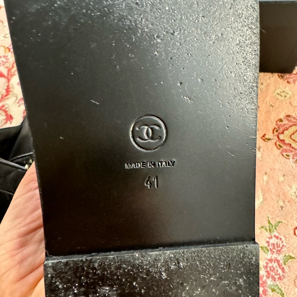 CHANEL Black Sandals with Silver Logo - Picture 10 of 14